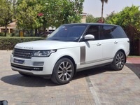 Used 2015 Range Rover HSE for sale in Dubai